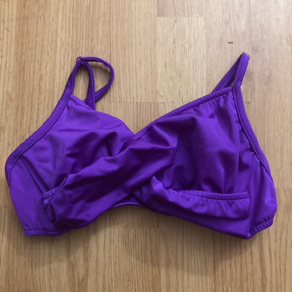 Venus Bikini Top